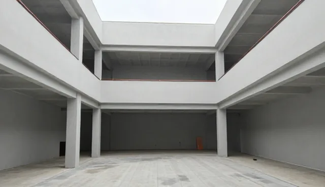活动策划执行中两种维护建议的比较与取舍